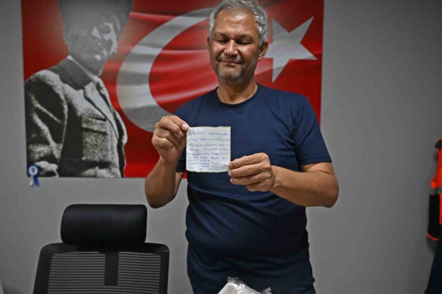 Depremde Annesinin Cenaze Naklini Yapan Ekiplere 3,5 Yıl Sonra Duygulandıran Teşekkür