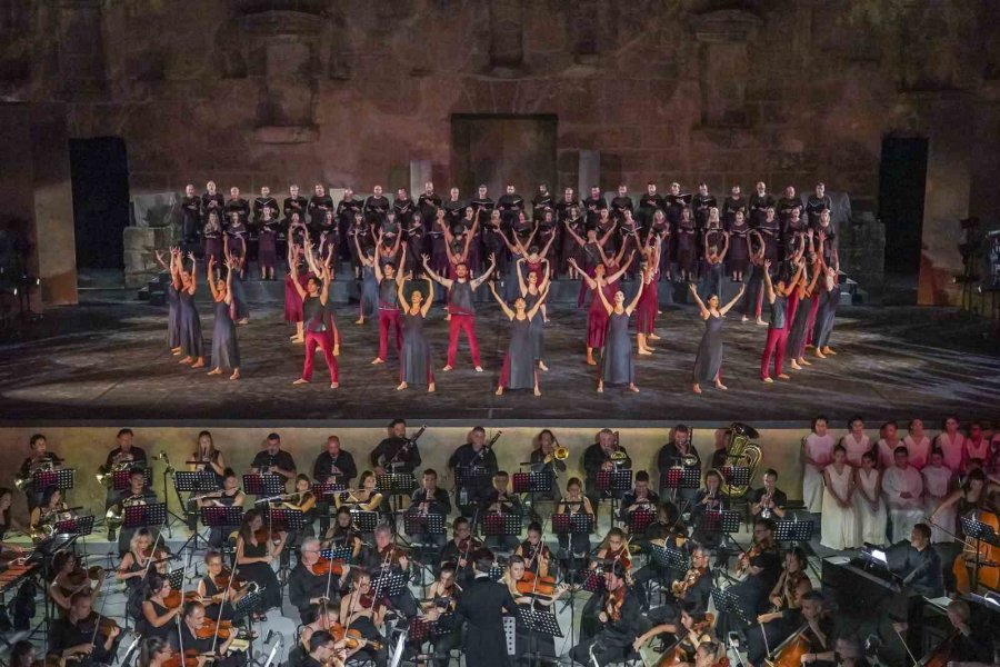 33. Uluslararası Aspendos Opera Ve Bale Festivali’nde Carmina Burana Seyirciyle Buluştu