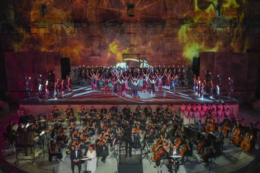 33. Uluslararası Aspendos Opera Ve Bale Festivali’nde Carmina Burana Seyirciyle Buluştu