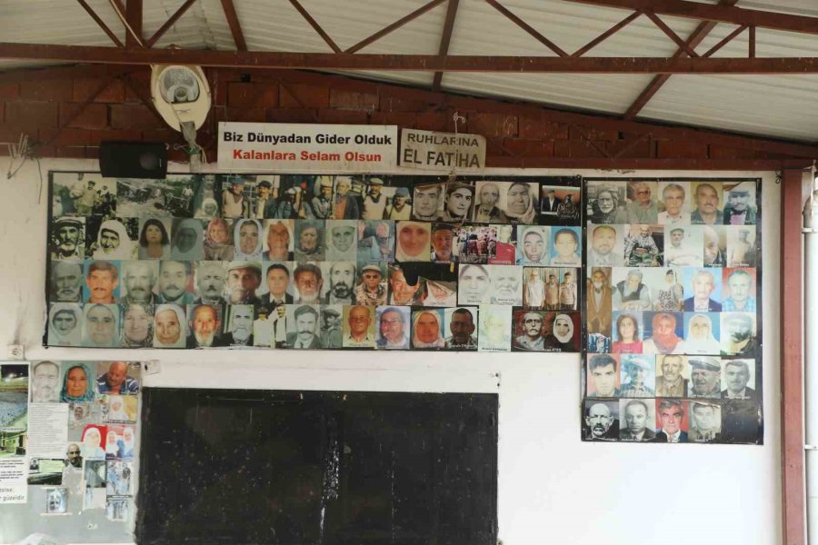 Bu Duvara Bakan "allah Rahmet Eylesin" Diyor