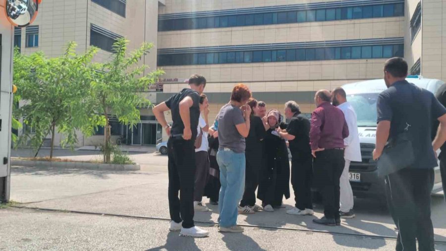 Kürek Sörfü Yaparken Boğularak Hayatını Kaybeden Gencin Annesinin Feryatları Yürek Sızlattı
