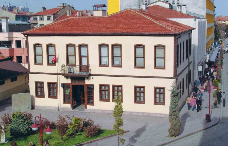 Akşehir Batı Cephesi Karargahı Müzesi’nde Bakım Onarım Çalışması Başladı