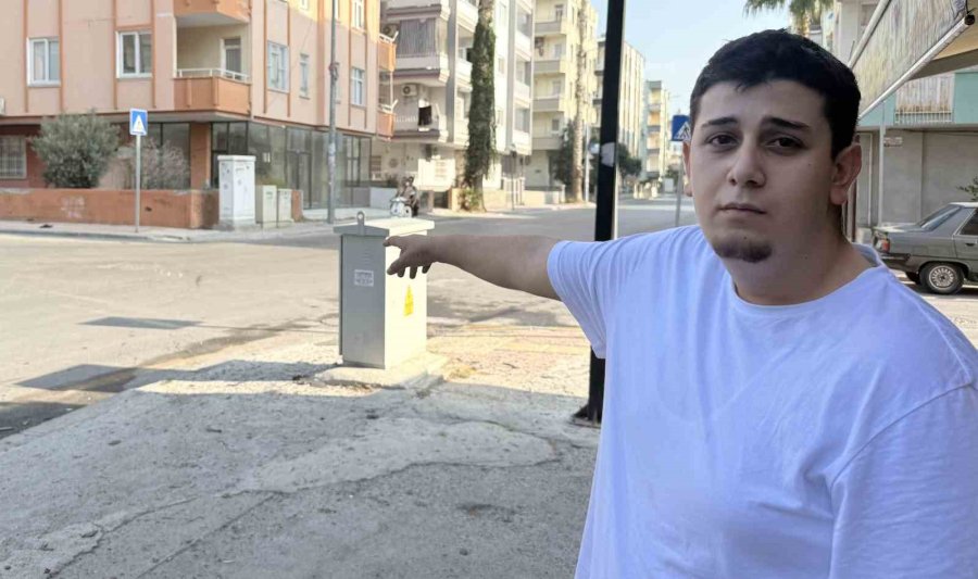 Mersin’de Araçlar Çapıştı: 2 Yaralı
