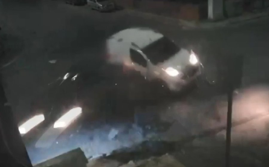 Mersin’de Araçlar Çapıştı: 2 Yaralı