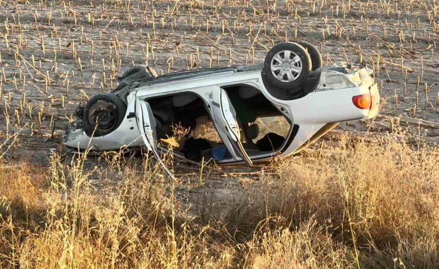 Aksaray’da Tarlaya Uçan Otomobil Takla Attı: 1 Yaralı