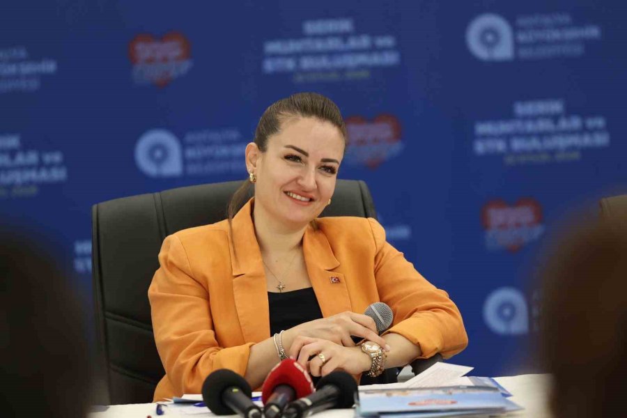 Özdemir, Muhtarlarla Buluştu: "sizden Gelecek Her Talep Bizim Yol Haritamızdır"