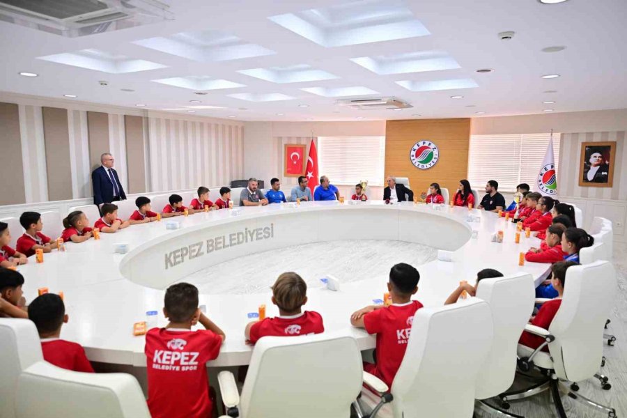 Kocagöz, Genç Şampiyonları Ağırladı
