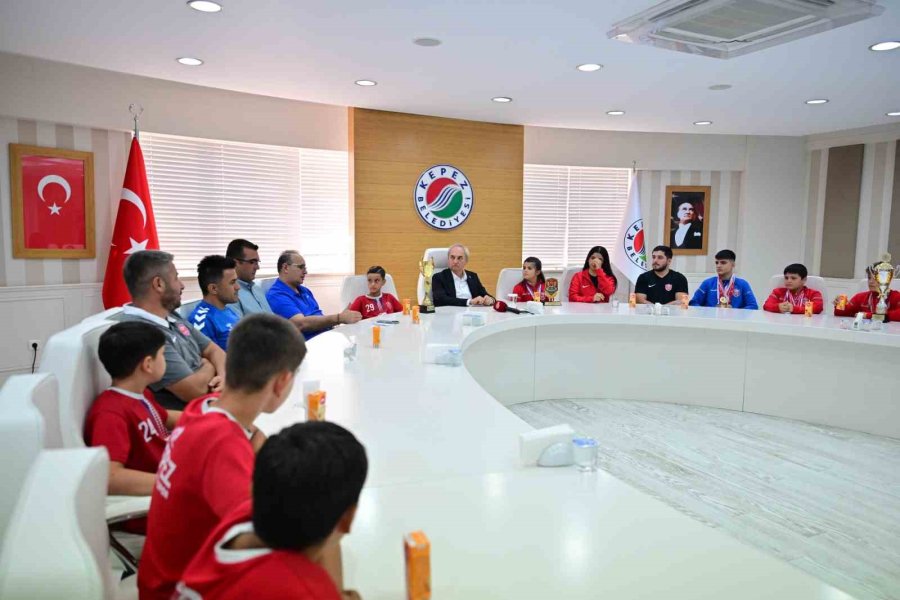 Kocagöz, Genç Şampiyonları Ağırladı