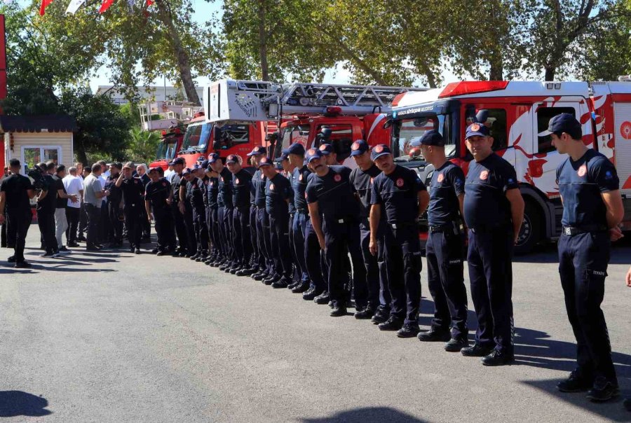 Antalya İtfaiyesi Araç Filosunu Güçlendirdi: 24 Yeni İtfaiye Aracı Sahada