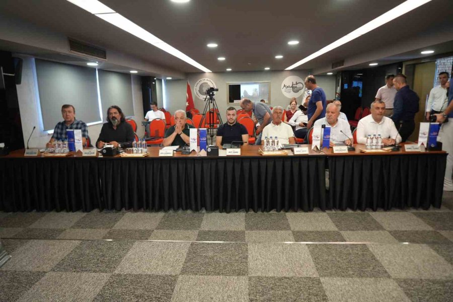 Atb’de Seçim Öncesi Son Mecliste Üretici Vurgusu