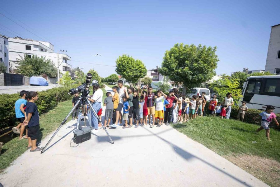 Mersin’de Bilim Atölyeleri Çocukların Ayağına Taşındı