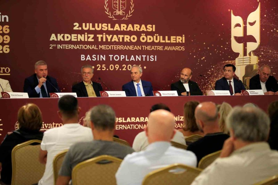 Tiyatronun Kalbi Kepez’de Atacak