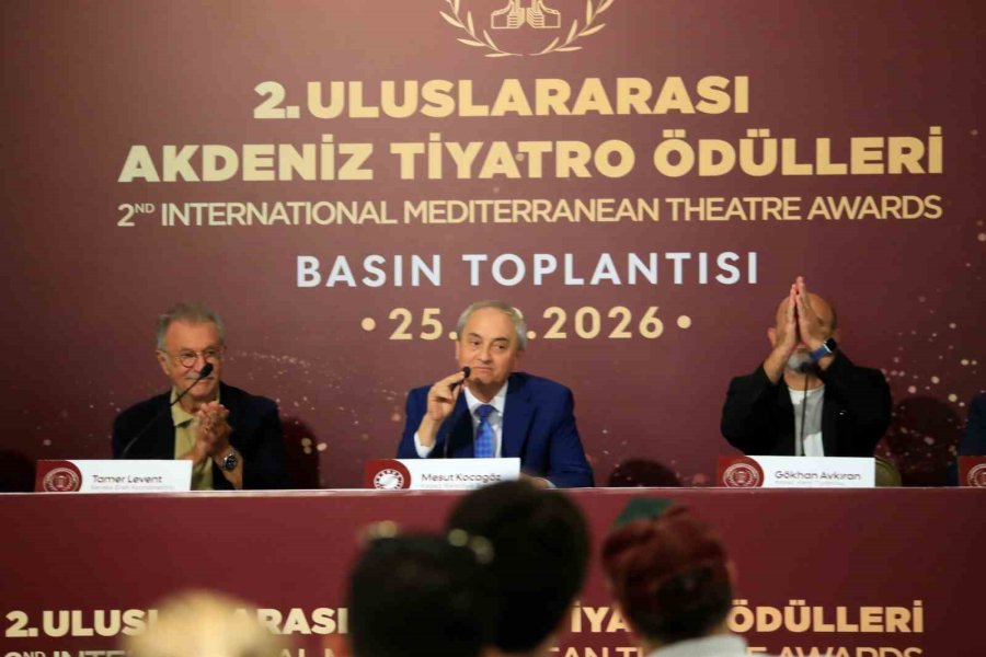 Tiyatronun Kalbi Kepez’de Atacak