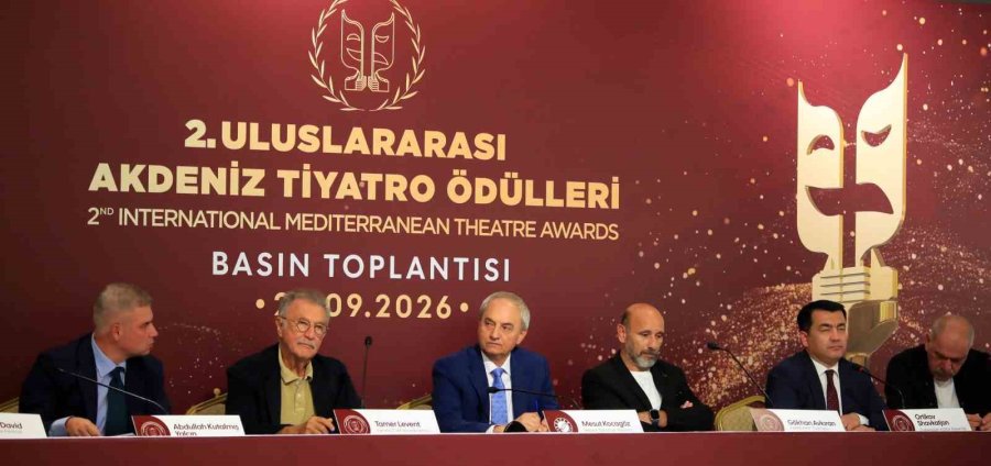 Tiyatronun Kalbi Kepez’de Atacak