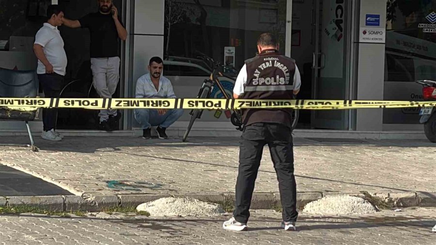 Aksaray’da 5. Kattan Düşen Adam Ağır Yaralandı