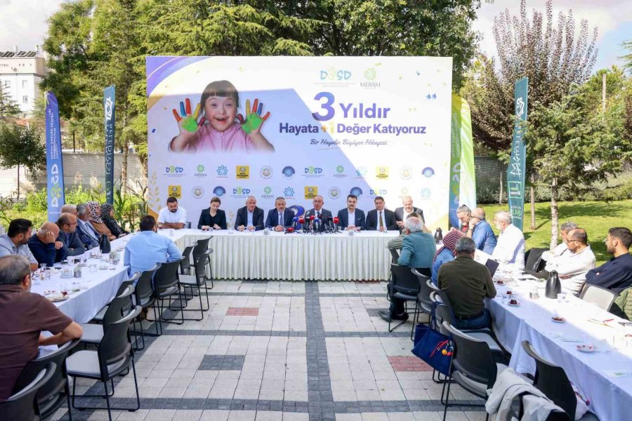 Down Sendromlu Bireyler İçin Örnek Model: Dosd Meram 3 Yaşında