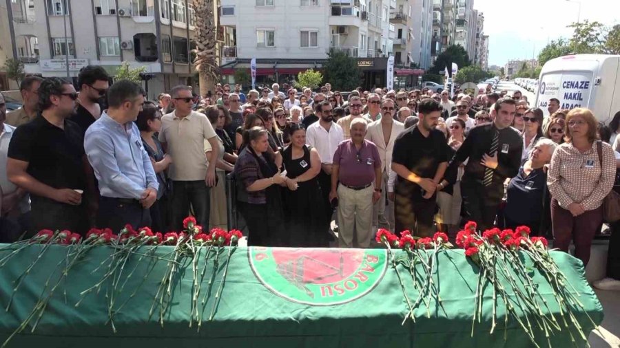 Kongolu Genç Kadından Türk Avukatına Gözüyaşlı Veda