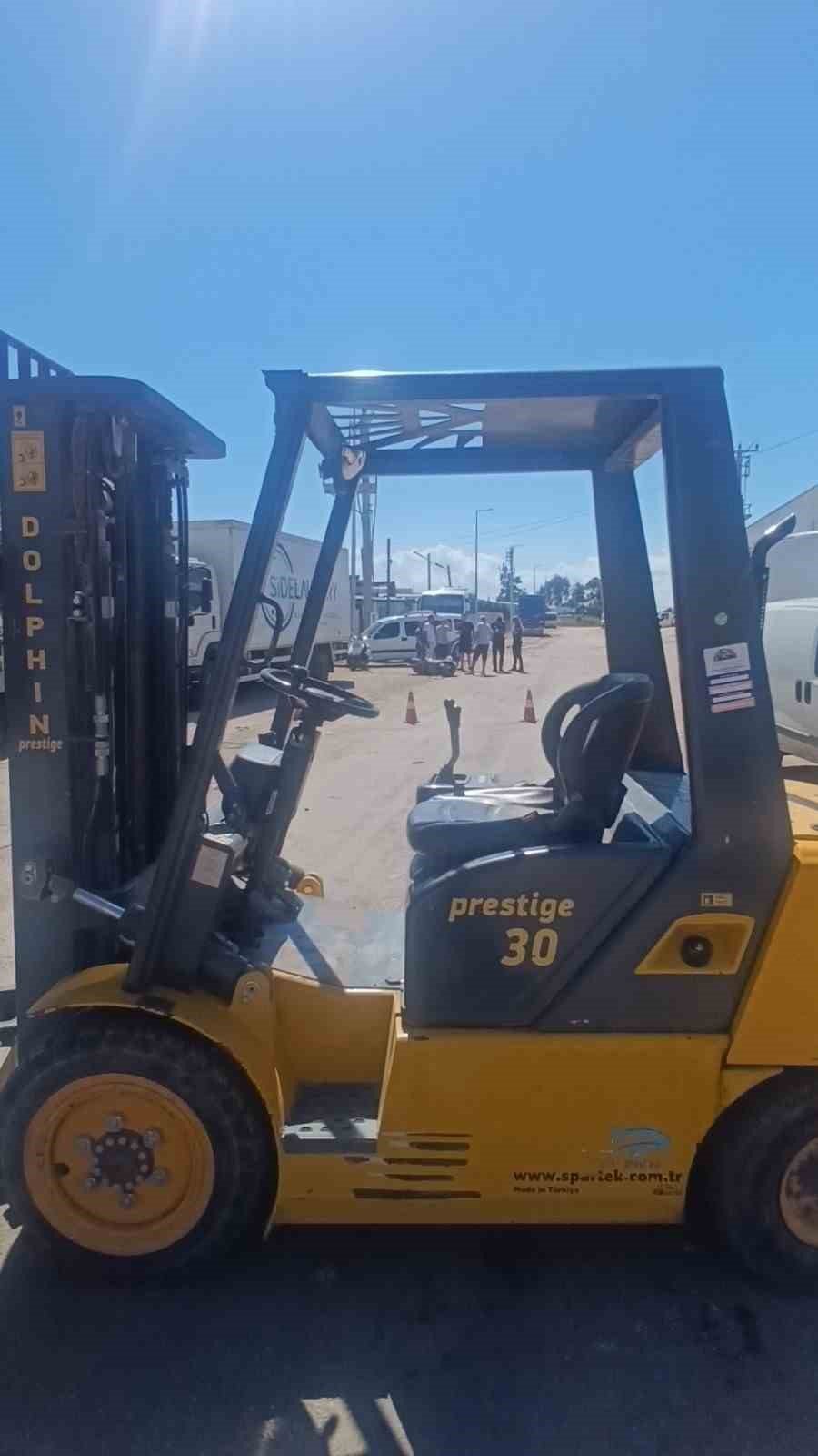 Forkliftin Vinç Demirine Başını Çarpan Motosiklet Sürücüsü Kaldırıldığı Hastanede Öldü