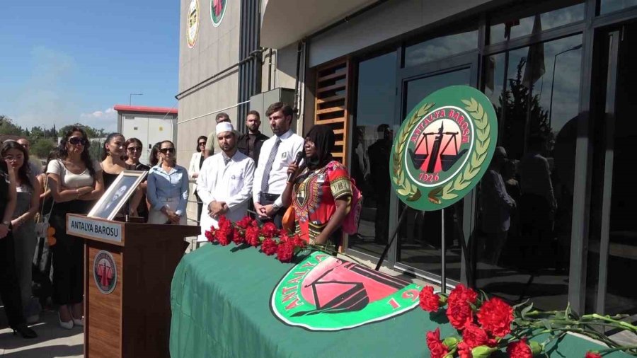 Kongolu Genç Kadından Türk Avukatına Gözüyaşlı Veda