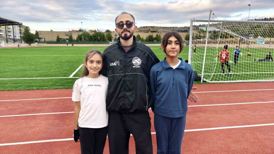 Konya’da Geleceğin Şampiyonları, Gönüllü Antrenör Eşliğinde Yetişiyor