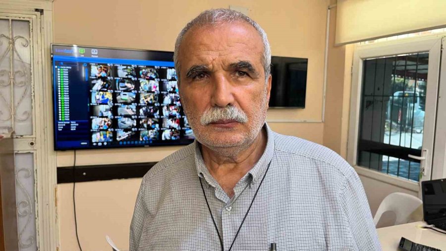 Gelen Şikayetler Üzerine Yaşlı Adam Kılığına Girip Halk Otobüslerini Denetledi