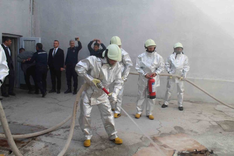 Ermenek M Tipi Ceza İnfaz Kurumunda Tatbikat