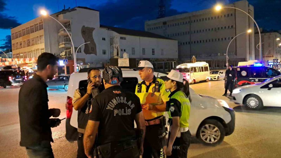 Karaman’da İki Kişi Arasında Başlayan Kavga Büyüdü: 6 Yaralı