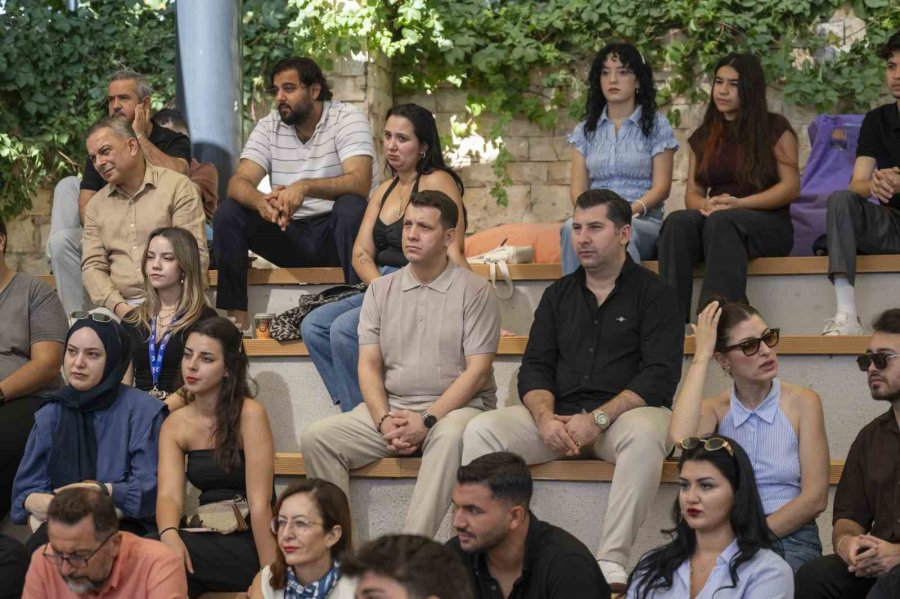 Mersin’de Üniversite Toplulukları Buluştu