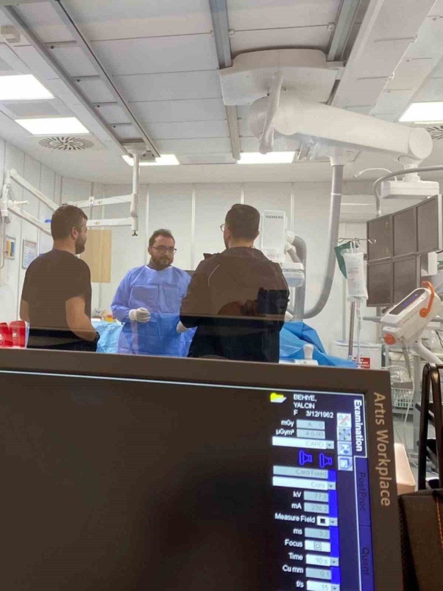 Niğde’de Vena Kava Süperior Sendromuna Başarılı Müdahale