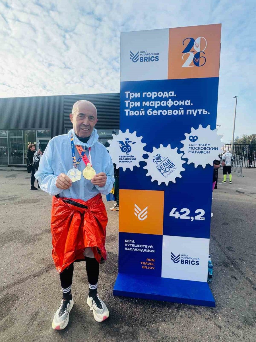 77 Yaşındaki Demir Adam Ali Bıdı, Moskova Maratonu’nda Türkiye’yi Temsil Etti