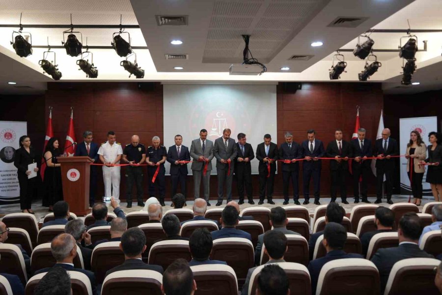 Savcı Gadem Taş’ın Adı Antalya Adliyesindeki Konferans Salonuna Verildi