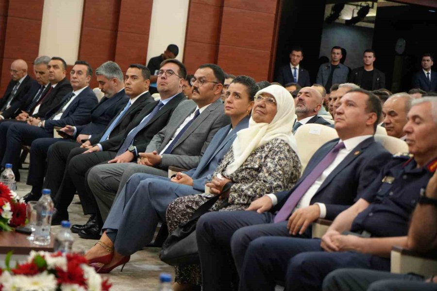 Savcı Gadem Taş’ın Adı Antalya Adliyesindeki Konferans Salonuna Verildi