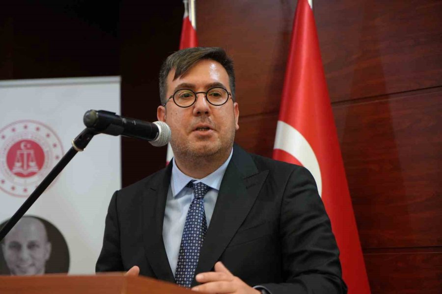 Savcı Gadem Taş’ın Adı Antalya Adliyesindeki Konferans Salonuna Verildi