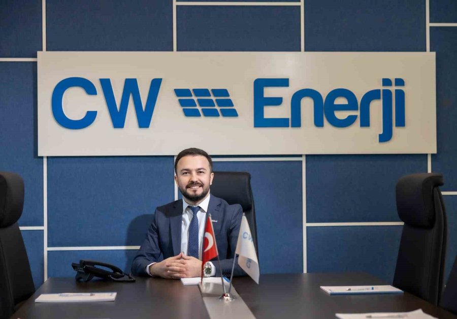 Yeşil Dönüşüme Güneş Enerjisiyle Katkı
