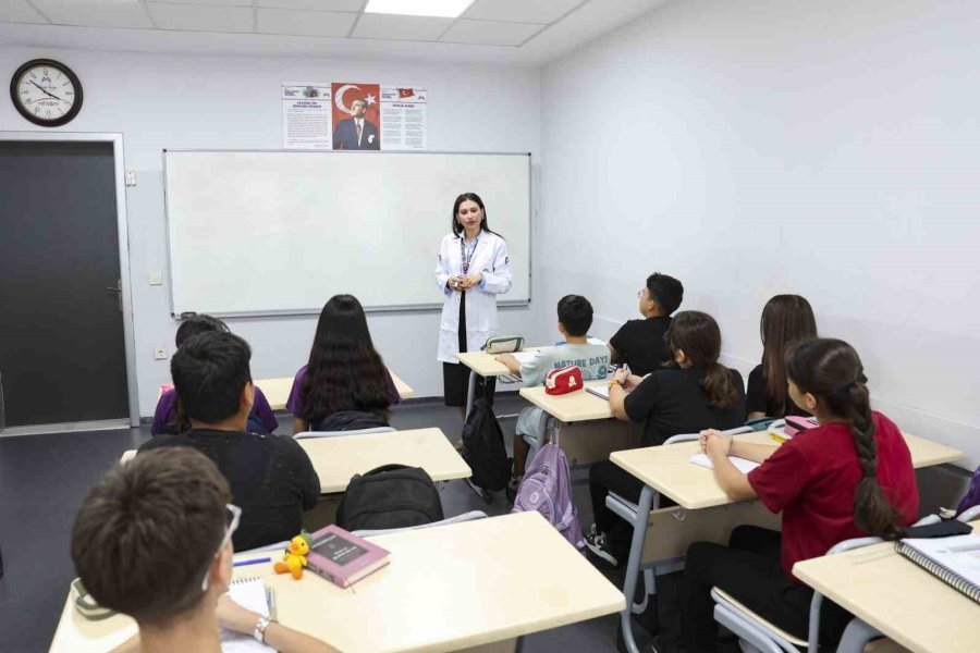 Mersin Büyükşehir Belediyesinin Kurs Merkezlerinde Yeni Dönem Başladı