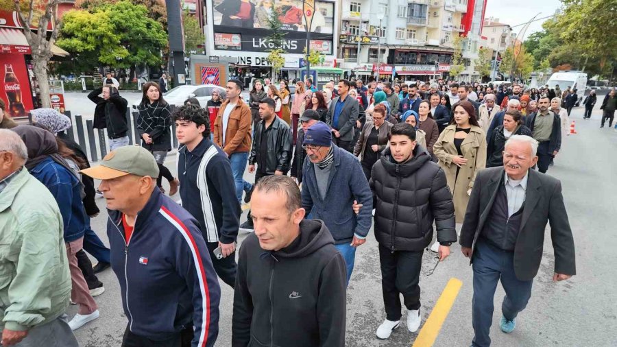 Niğdeliler, Dünya Yaşlılar Günü’nde Yürüdü