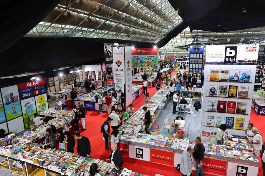 16. Antalya Kitap Fuarı Kapılarını Açtı