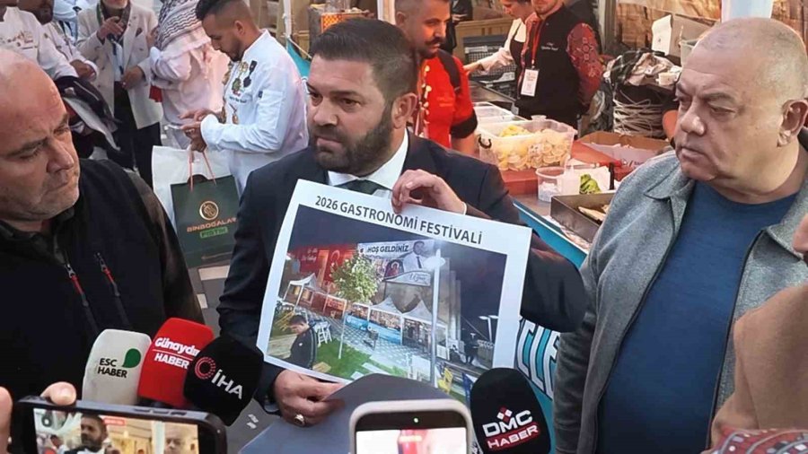 Gümüşler Belediye Başkanı Uzan’dan "branda" Tepkisi