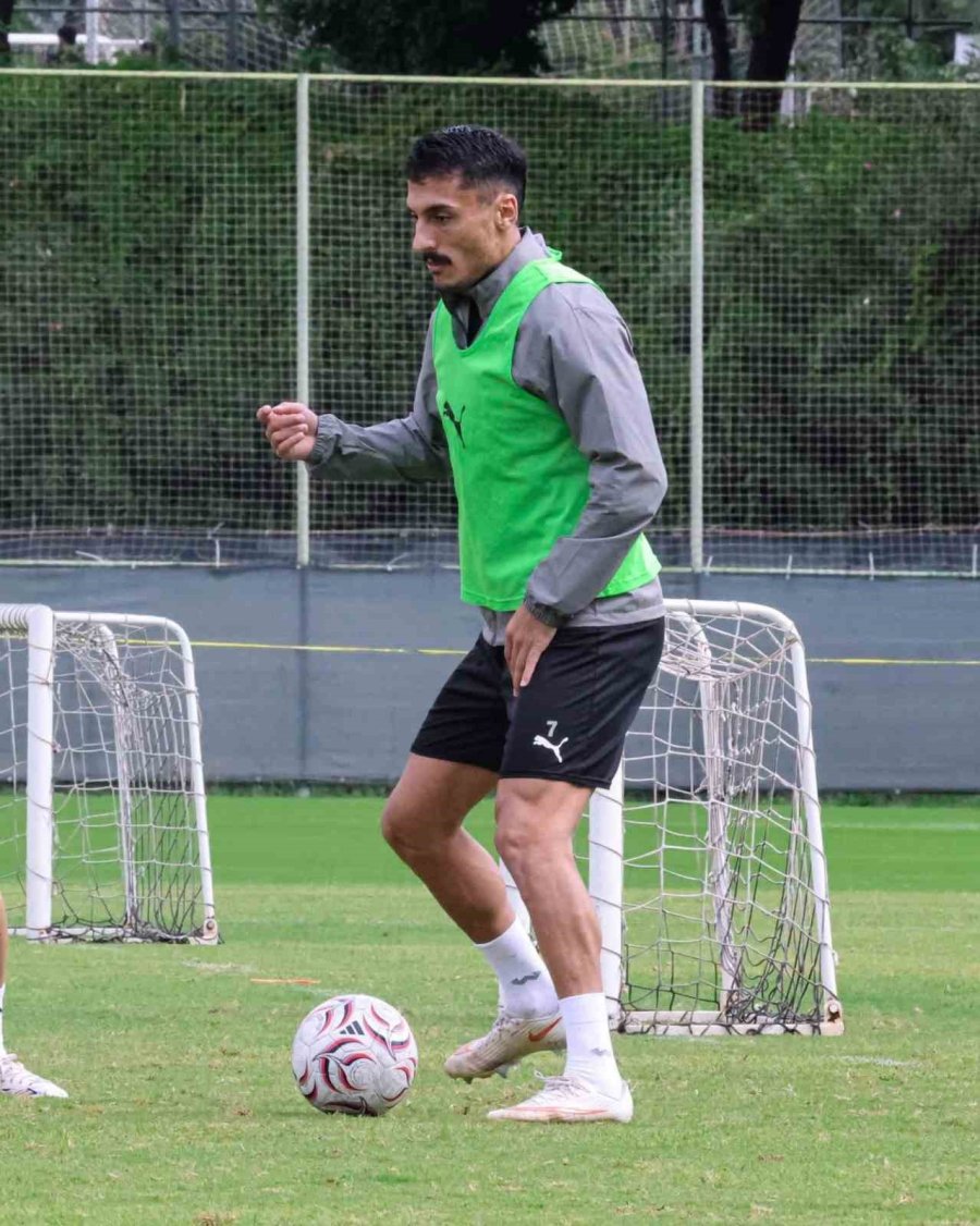 Alanyaspor, Erzurumspor Fk Maçının Hazırlıklarını Sürdürdü