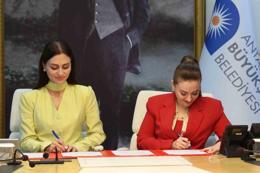 Büyükşehir İle Korkuteli Belediyesi Arasında İşbirliği Protokolü