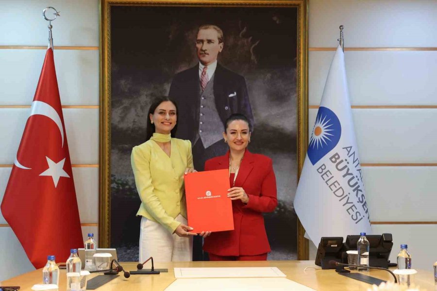 Büyükşehir İle Korkuteli Belediyesi Arasında İşbirliği Protokolü