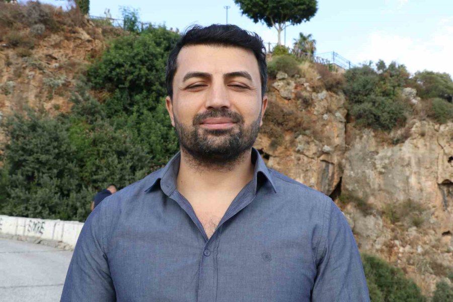 Dalgıç İle Ahtapotların Su Altındaki Dostluğu Kamerada