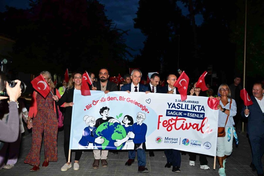 Yaşlılıkta Sağlık Ve Esenlik Festivali