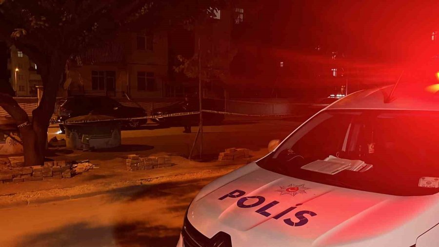 Boşanma Aşamasındaki Eşini Silahla Vurarak Yaraladı