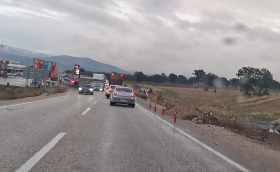 Konya’da İki Ayrı Kazada 6 Kişi Yaralandı