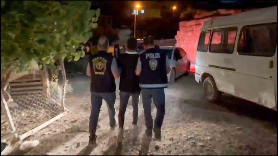 Mersin Mut’ta Gazinolara Operasyon: 22 Tutuklama