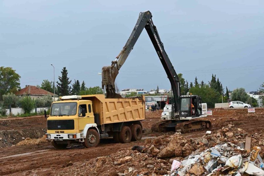 Kepez’de Sel Kabusu Tarih Oluyor: Ay Deresi’nde 2 Kilometrelik Güvenlik Harekatı
