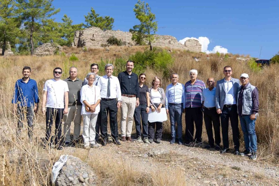 Manavgat Belediyesi’nden Lyrbe Antik Kenti’ndeki Kazı Çalışmalarına Destek