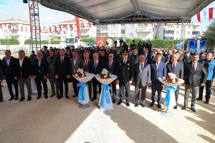Selçuklu İlçe Emniyet Müdürlüğü Yeni Hizmet Binasının Temeli Atıldı