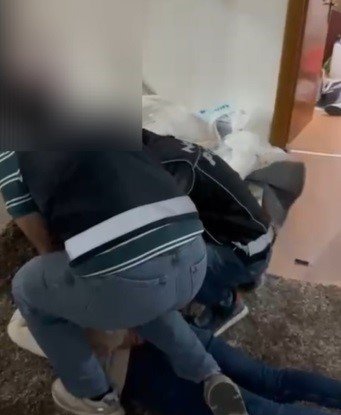 Aksaray’da Uyuşturucu Operasyonu: 8 Tutuklama
